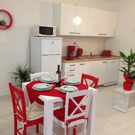 Jasmin Apartment *